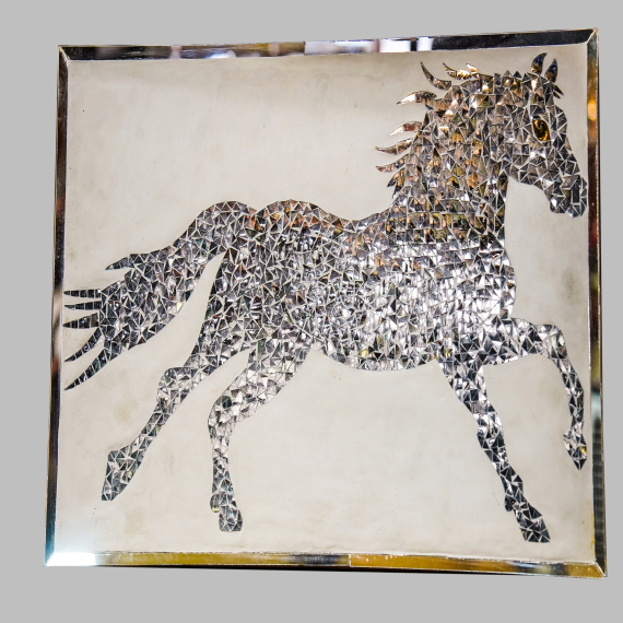 Running Hours Decorative Glass Wall Pannel - Detail View