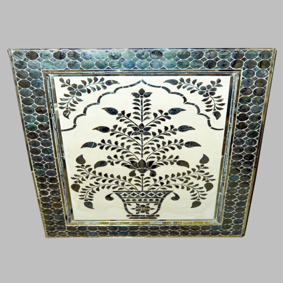 Decorative Flower Wall Pannel - Detail View