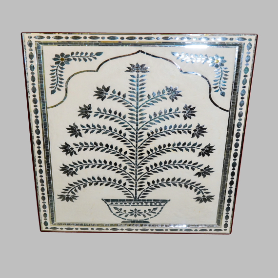 Decorative Flower Wall Pannel - Detail View