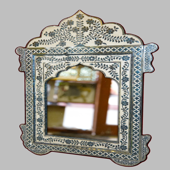 thikri glass mirror frame